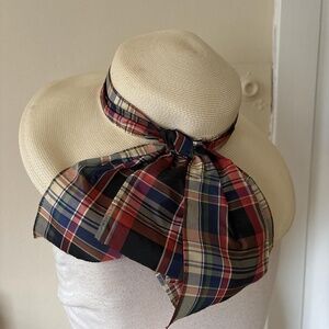 Early 1950s hat true vintage by designer Normand Durand.